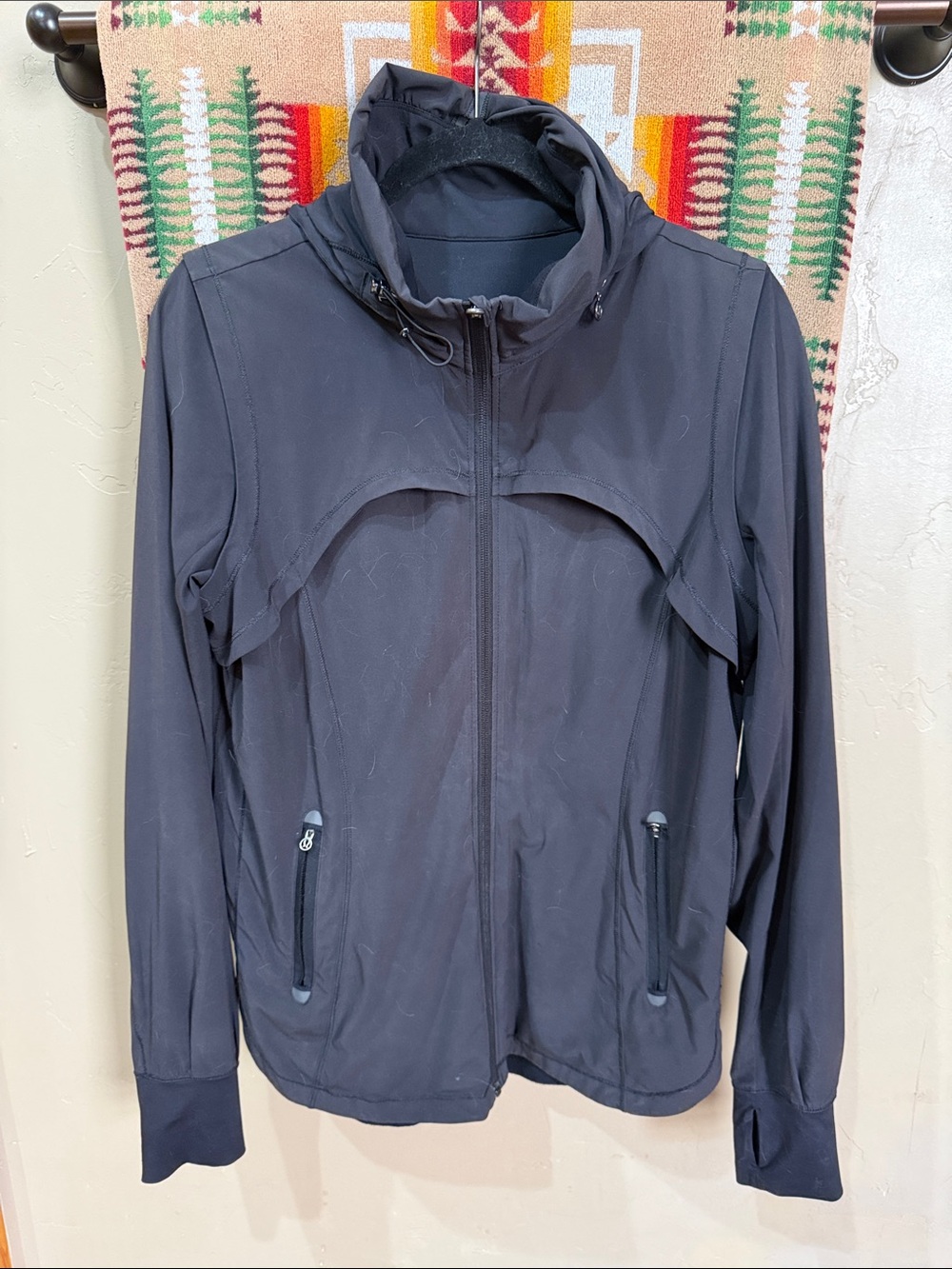 Lululemon black jacket women’s size 10 (great tennis pickleball warm up)